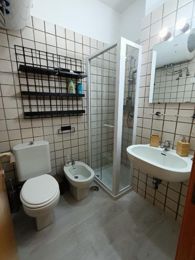 Venusilia Apartment - Free Parking Aci Castello Bagian luar foto