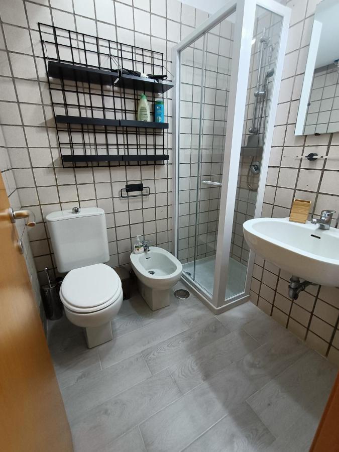 Venusilia Apartment - Free Parking Aci Castello Bagian luar foto