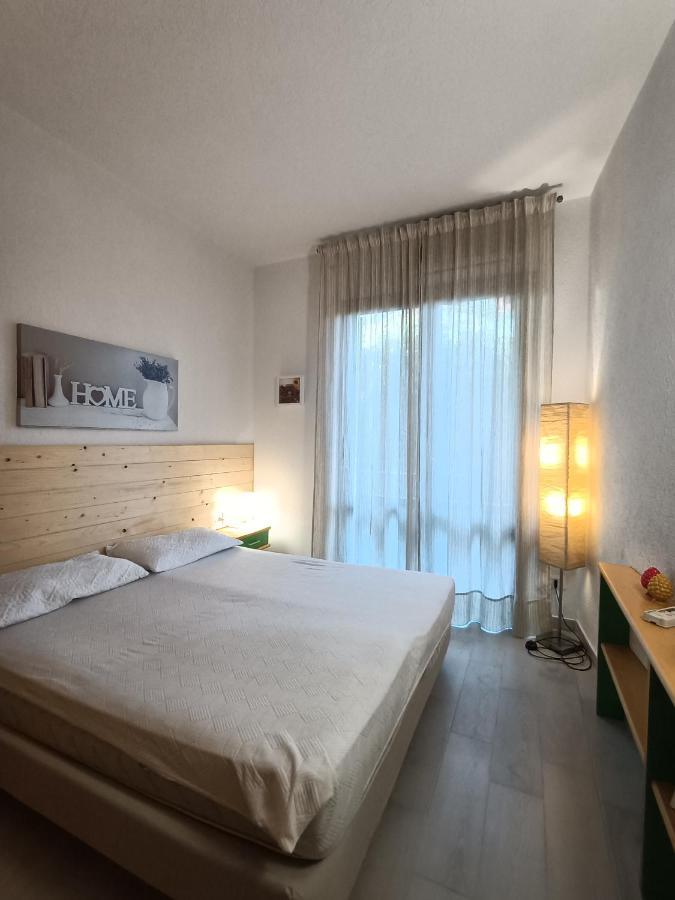 Venusilia Apartment - Free Parking Aci Castello Bagian luar foto